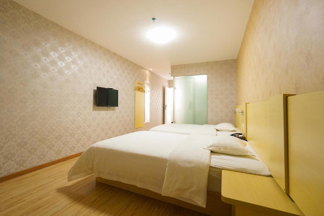 Jia Mei Xin Holiday Hotel Baiyun Airport Branch Kanton Exterior foto