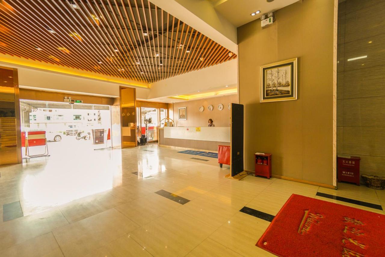 Jia Mei Xin Holiday Hotel Baiyun Airport Branch Kanton Exterior foto